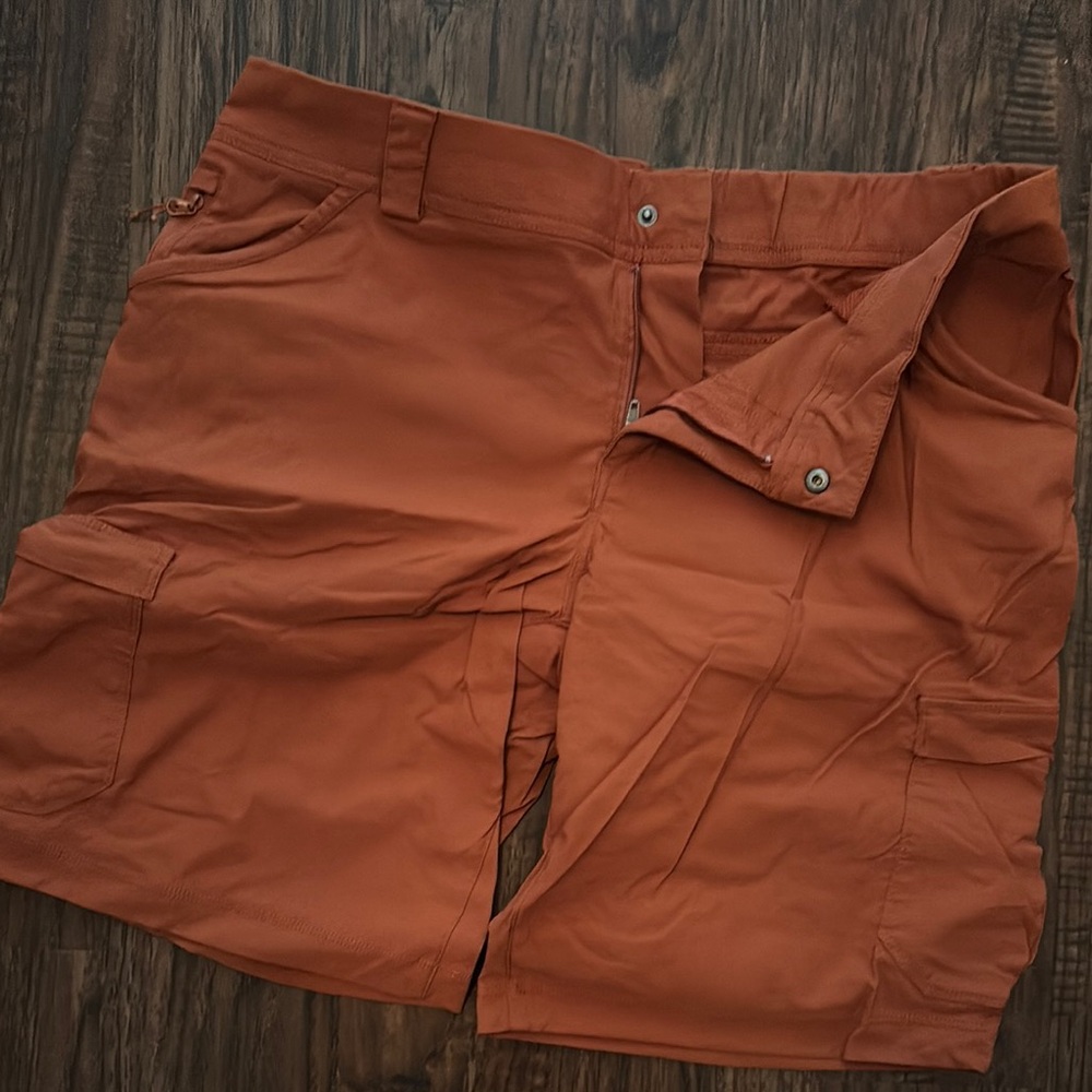 Duluth Trading Co Women's Rust Cargo Shorts